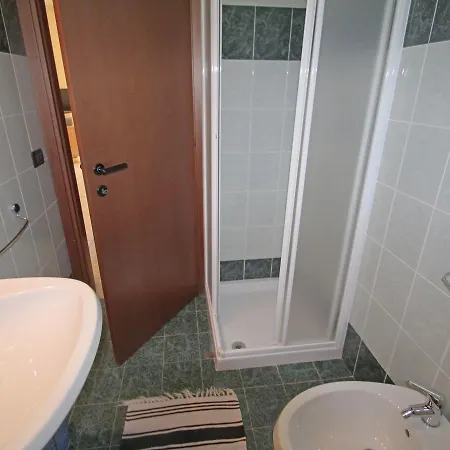 Locazione Turistica Garda Resort.5 *